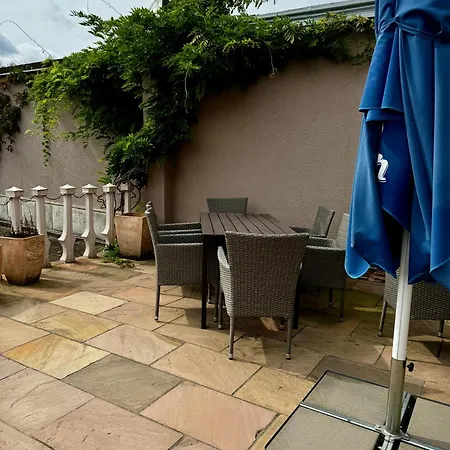 Bed & Breakfast Comfort - Mit 4 Betten Raubach